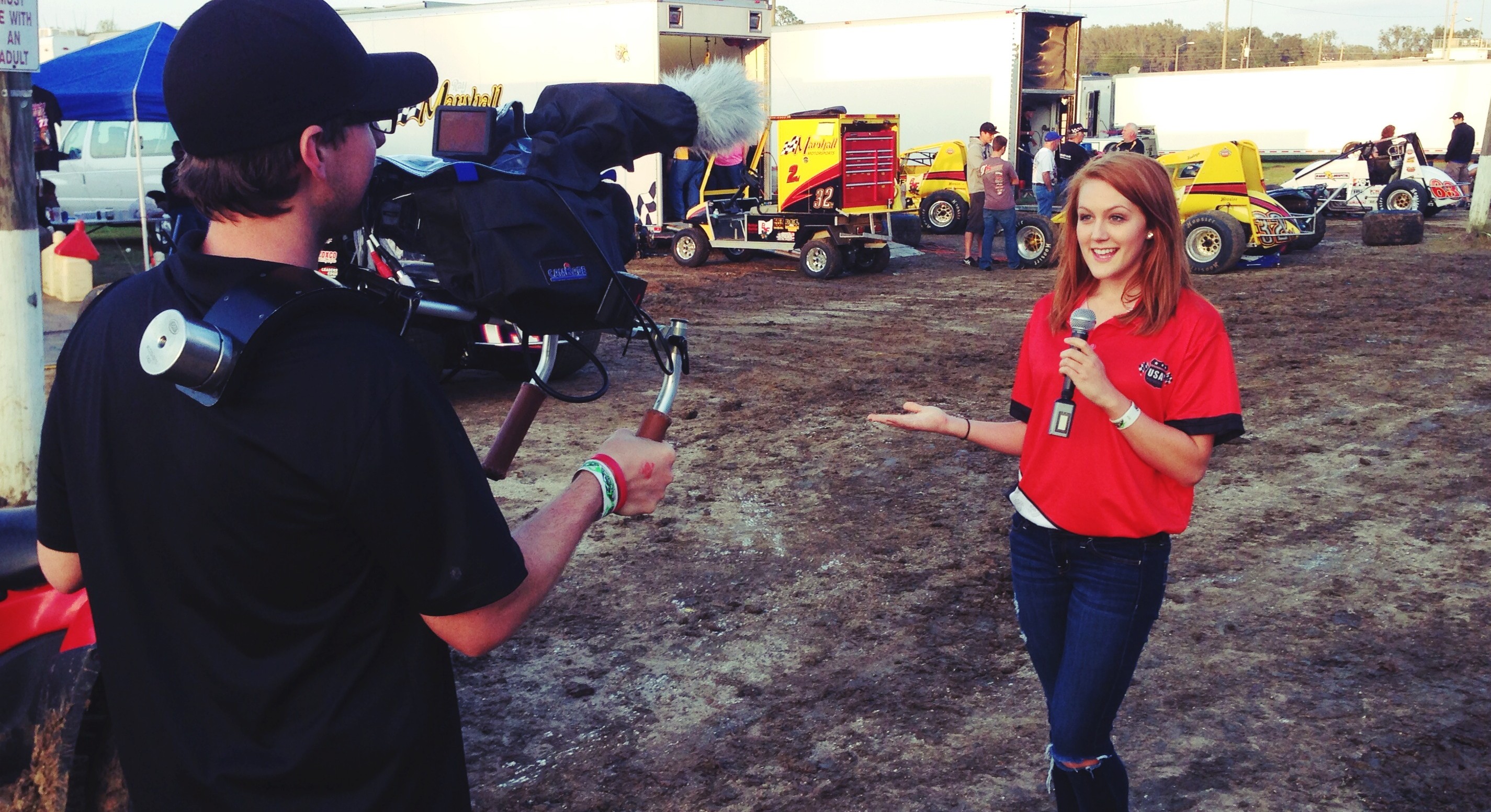 Pit Reporting at AMSOIL USAC National Sprint Cars in Ocala
